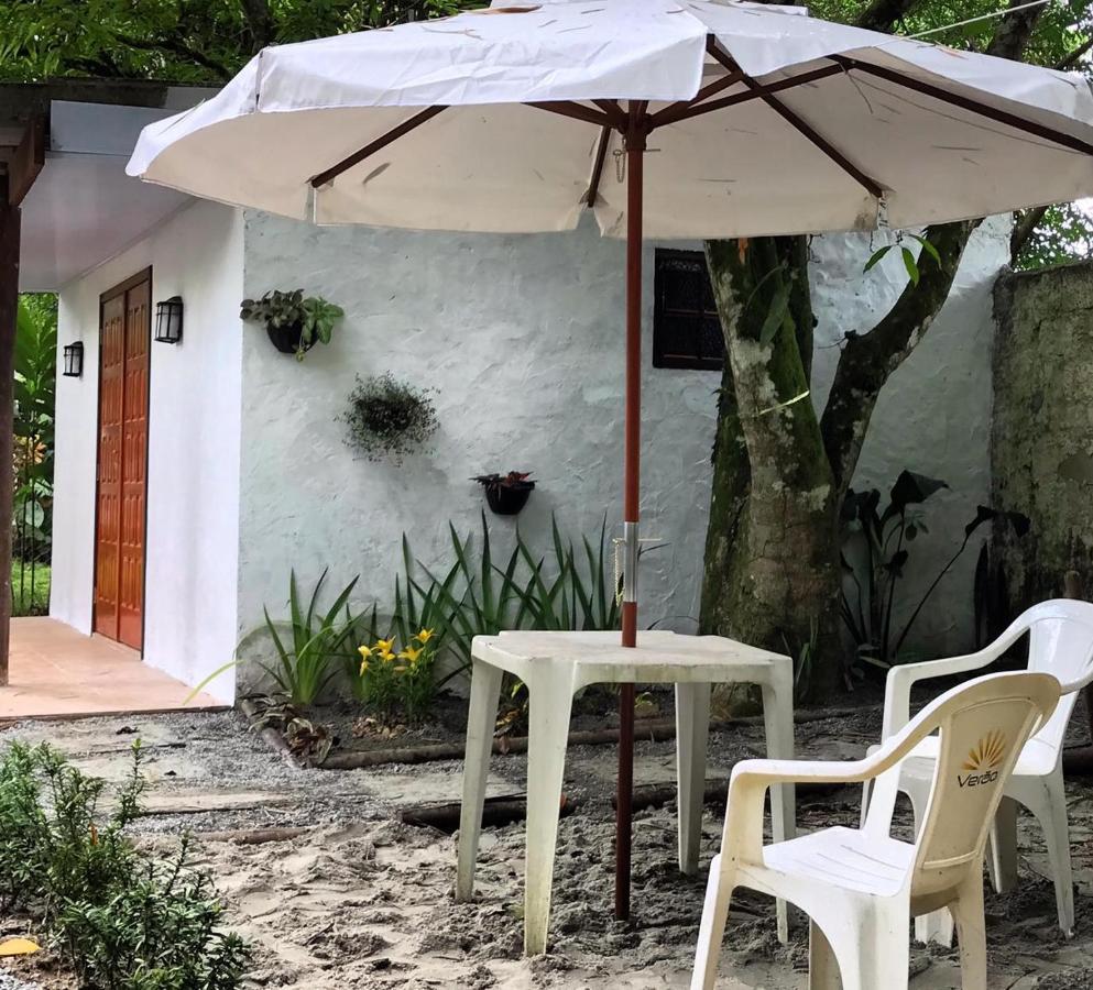 Willa Casa A Beira Do Rio Jaguareguava Na Mata Atlantica Em Bertioga Sp Zewnętrze zdjęcie