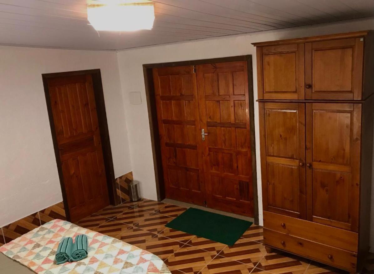 Willa Casa A Beira Do Rio Jaguareguava Na Mata Atlantica Em Bertioga Sp Zewnętrze zdjęcie