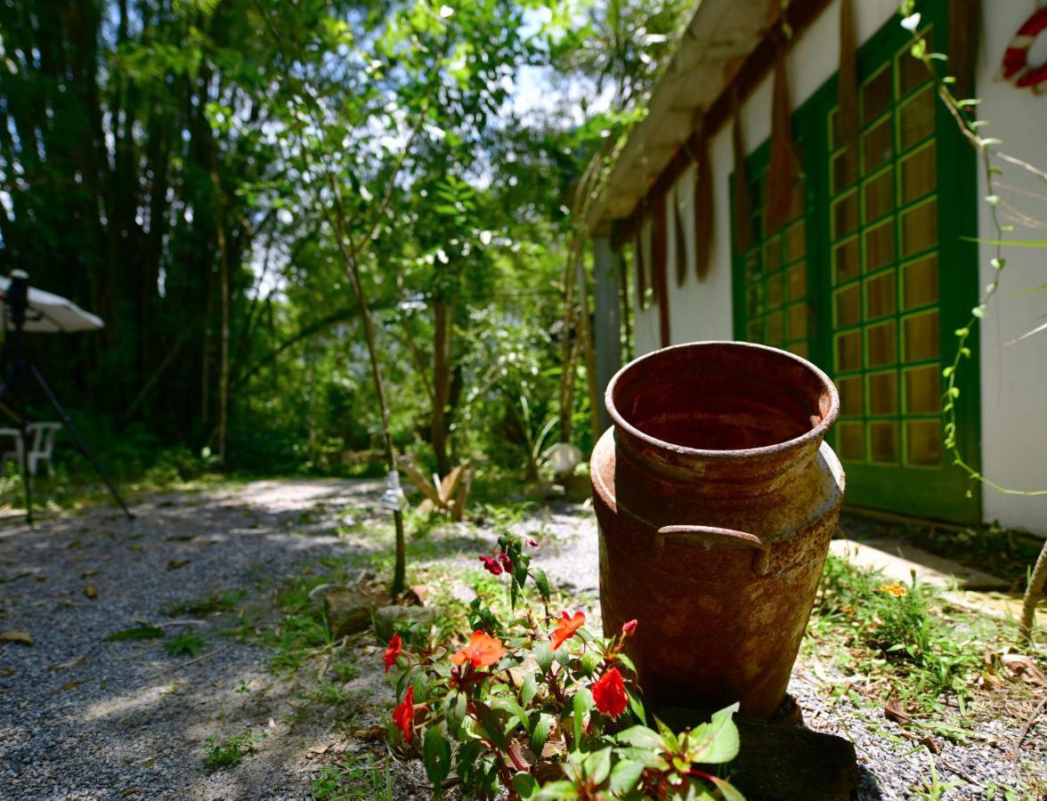 Willa Casa A Beira Do Rio Jaguareguava Na Mata Atlantica Em Bertioga Sp Zewnętrze zdjęcie